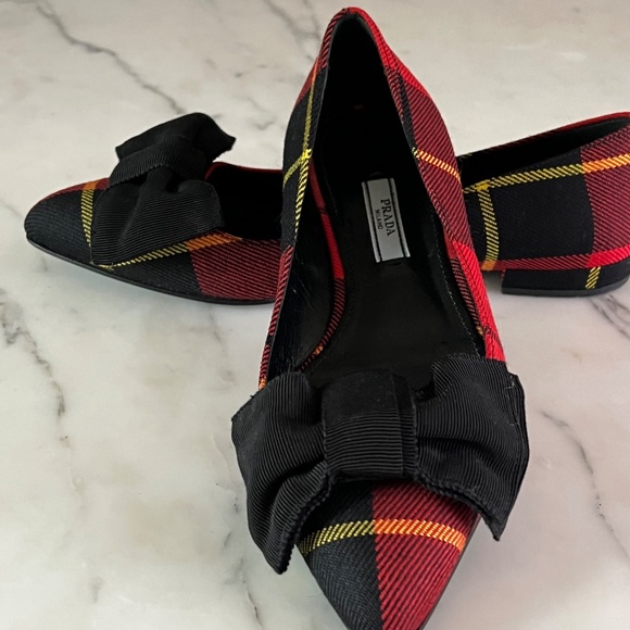 Plaid Prada Flats with Black Bow, Pristine Condition Size 37/7/6.5 - Picture 7 of 8
